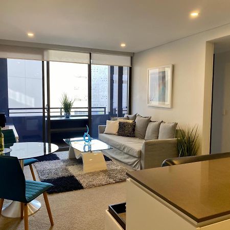 Governor Luxe 1 Bedroom Apartment In The Heart Of Barton Wifi Gym Wine Secure Parking Canberra Kingston Exterior photo